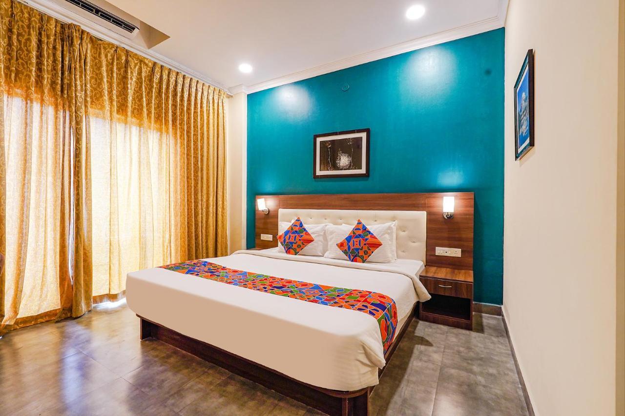 Fabhotel Chris - Nr Vydehi Hospital 벵갈루루 외부 사진