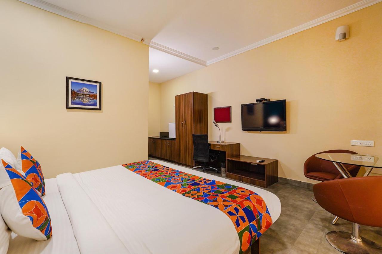Fabhotel Chris - Nr Vydehi Hospital 벵갈루루 외부 사진