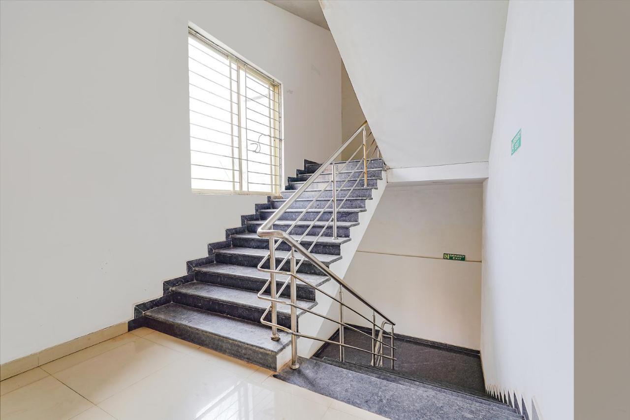 Fabhotel Chris - Nr Vydehi Hospital 벵갈루루 외부 사진